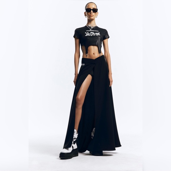 SALOPETTE CROP TOP GLOSSY NERO - Picture 2 of 2